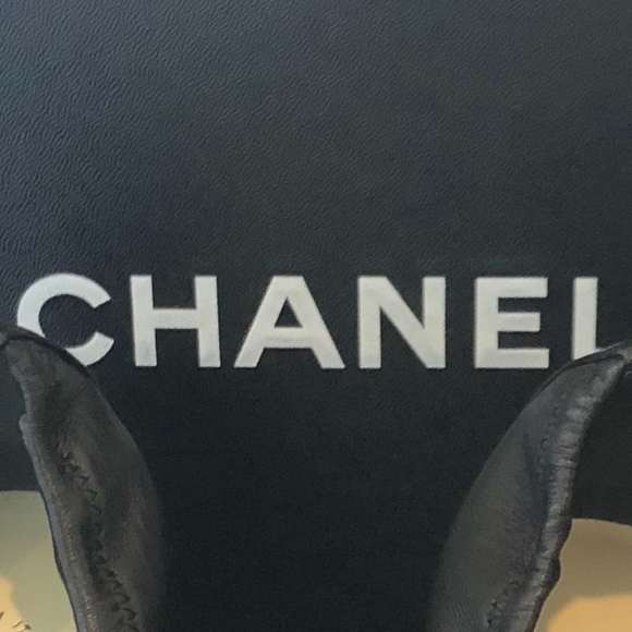 CHANEL Lambskin Elastic Patent Cap Toe Pumps - Picture 1 of 7